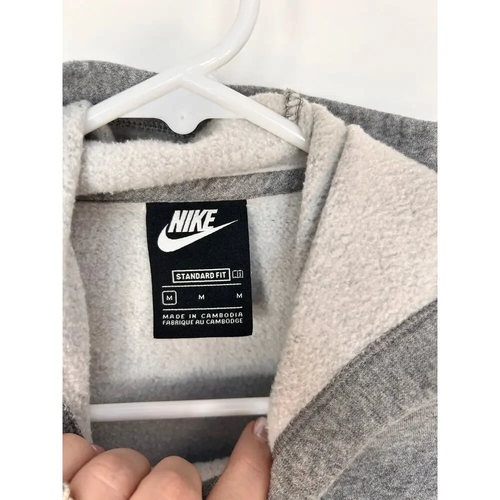 Nike Kids Standard Fit‎ Club Fleece High-Low Pullover Hoodie Gray Size Medium